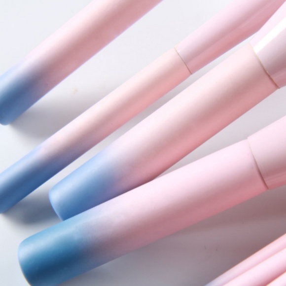 14pcs Professional Ombre Makeup Brush Set NEW! - Picture 4 of 5